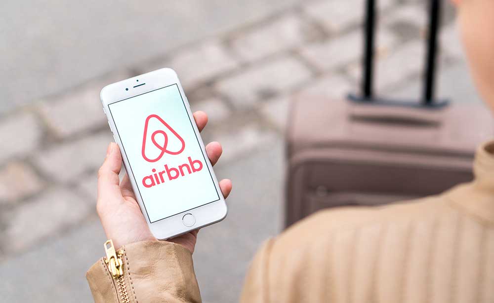 The-biggest-problems-with-renting-property-on-airbnb-and-how-to-solve-them